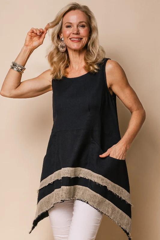 Winnie Linen Blend Top in Navy